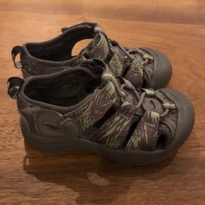 Keen sandals - 6